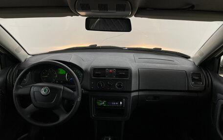 Skoda Fabia II, 2012 год, 830 000 рублей, 5 фотография