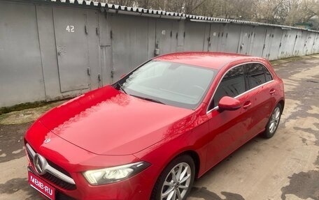 Mercedes-Benz A-Класс, 2018 год, 2 680 000 рублей, 1 фотография