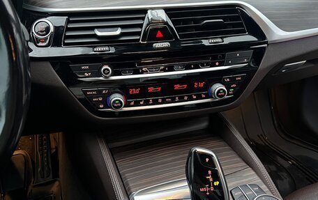 BMW 5 серия, 2019 год, 5 700 000 рублей, 24 фотография