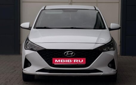 Hyundai Solaris II рестайлинг, 2021 год, 1 260 000 рублей, 2 фотография