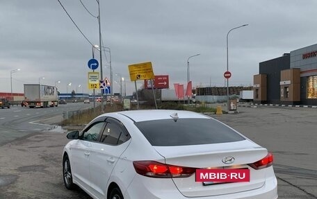Hyundai Elantra VI рестайлинг, 2018 год, 1 299 000 рублей, 3 фотография