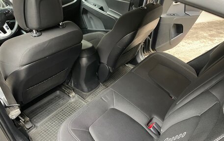 KIA Sportage III, 2011 год, 870 000 рублей, 10 фотография