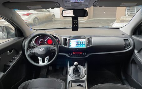 KIA Sportage III, 2011 год, 870 000 рублей, 7 фотография