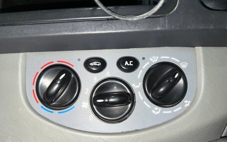 Renault Trafic, 2014 год, 2 000 000 рублей, 15 фотография