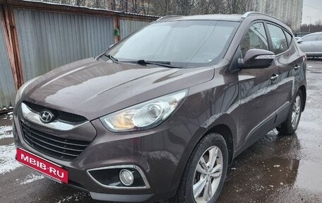 Hyundai ix35 I рестайлинг, 2010 год, 850 000 рублей, 3 фотография