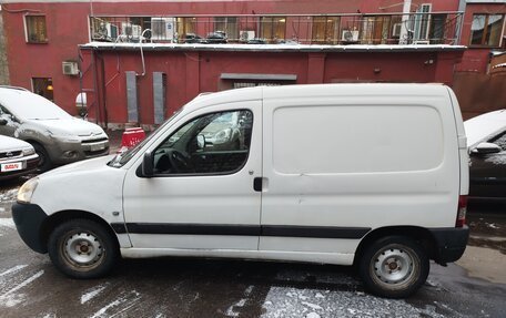 Peugeot Partner II рестайлинг 2, 2011 год, 420 000 рублей, 2 фотография