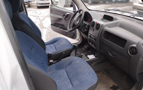 Peugeot Partner II рестайлинг 2, 2011 год, 420 000 рублей, 9 фотография