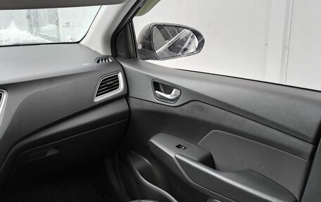 Hyundai Solaris II рестайлинг, 2019 год, 1 490 000 рублей, 18 фотография