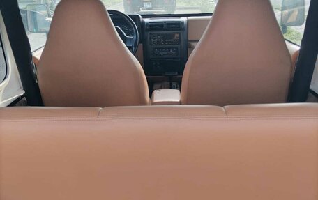 Jeep Wrangler, 1996 год, 1 300 000 рублей, 10 фотография