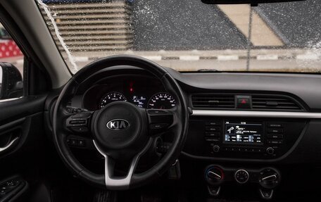 KIA Rio IV, 2018 год, 1 217 000 рублей, 6 фотография