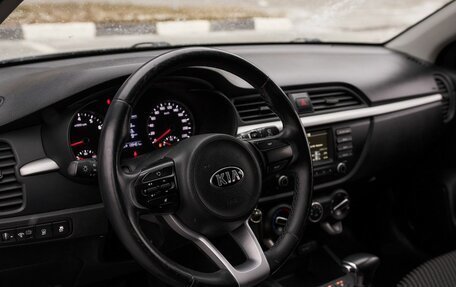 KIA Rio IV, 2018 год, 1 217 000 рублей, 5 фотография