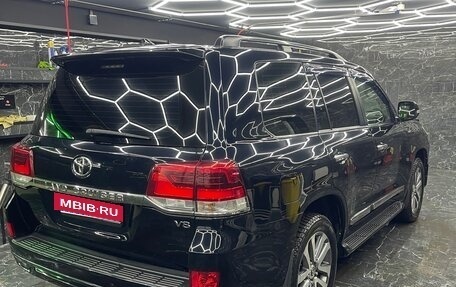 Toyota Land Cruiser 200, 2016 год, 7 300 000 рублей, 2 фотография