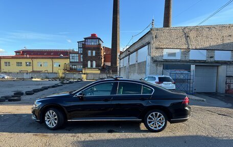 Volkswagen Passat B8 рестайлинг, 2019 год, 1 950 000 рублей, 10 фотография