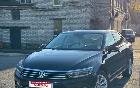 Volkswagen Passat B8 рестайлинг, 2019 год, 1 950 000 рублей, 2 фотография