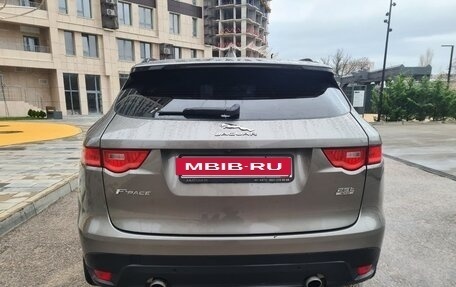 Jaguar F-Pace, 2018 год, 3 350 000 рублей, 2 фотография