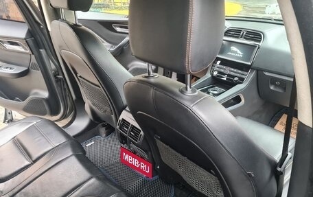 Jaguar F-Pace, 2018 год, 3 350 000 рублей, 7 фотография