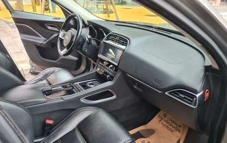 Jaguar F-Pace, 2018 год, 3 350 000 рублей, 6 фотография