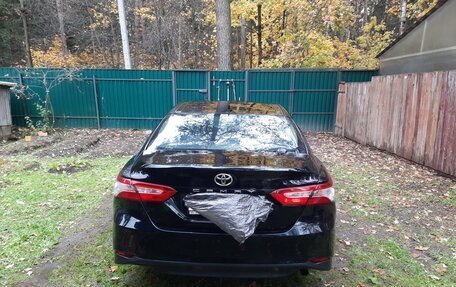 Toyota Camry, 2020 год, 2 800 000 рублей, 3 фотография