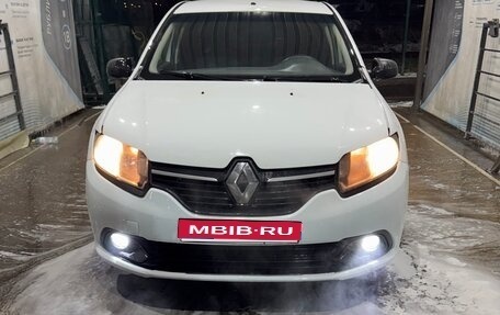 Renault Logan II, 2017 год, 245 000 рублей, 1 фотография