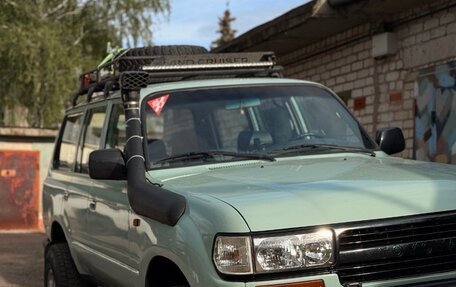 Toyota Land Cruiser 80 рестайлинг, 1993 год, 1 800 000 рублей, 35 фотография