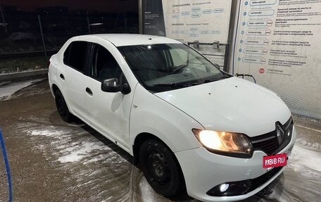 Renault Logan II, 2017 год, 245 000 рублей, 6 фотография