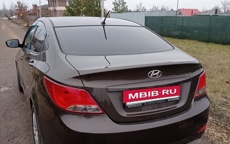 Hyundai Solaris II рестайлинг, 2015 год, 980 000 рублей, 2 фотография
