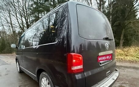 Volkswagen Multivan T5, 2013 год, 2 220 000 рублей, 3 фотография