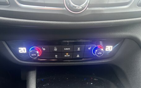 Opel Insignia II рестайлинг, 2021 год, 1 850 000 рублей, 12 фотография