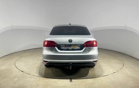 Volkswagen Jetta VI, 2011 год, 750 000 рублей, 7 фотография