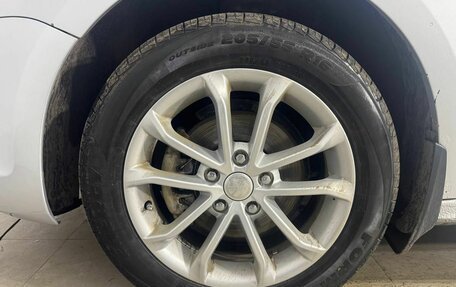 Volkswagen Jetta VI, 2011 год, 750 000 рублей, 13 фотография