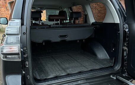 Toyota Land Cruiser Prado 150 рестайлинг 2, 2017 год, 3 700 000 рублей, 15 фотография