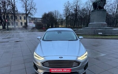 Ford Fusion (North America) II, 2019 год, 1 600 000 рублей, 2 фотография