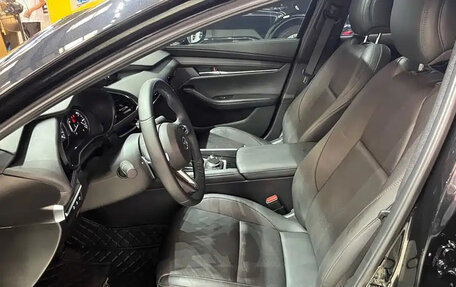 Mazda 3, 2024 год, 1 940 190 рублей, 9 фотография
