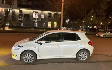 Toyota Auris II, 2008 год, 650 000 рублей, 2 фотография