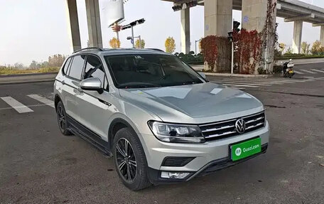 Volkswagen Tiguan II, 2021 год, 2 160 143 рублей, 3 фотография