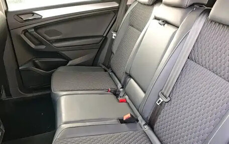 Volkswagen Tiguan II, 2021 год, 2 160 143 рублей, 16 фотография