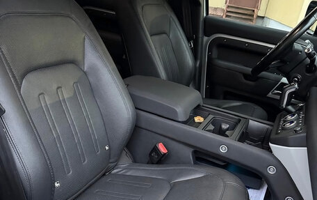 Land Rover Defender II, 2021 год, 5 700 000 рублей, 12 фотография