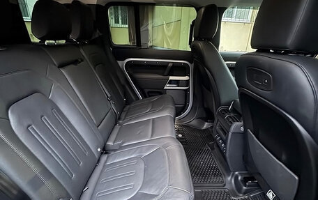 Land Rover Defender II, 2021 год, 5 700 000 рублей, 27 фотография