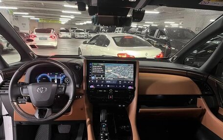 Toyota Alphard, 2024 год, 11 000 000 рублей, 9 фотография