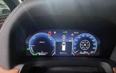 Toyota Alphard, 2024 год, 11 000 000 рублей, 11 фотография