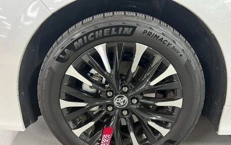 Toyota Alphard, 2024 год, 11 000 000 рублей, 7 фотография