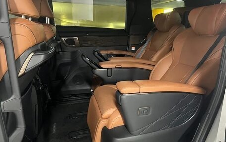 Toyota Alphard, 2024 год, 11 000 000 рублей, 13 фотография