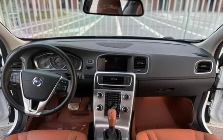 Volvo S60 III, 2017 год, 1 499 000 рублей, 8 фотография