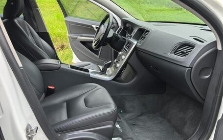 Volvo S60 III, 2018 год, 1 570 000 рублей, 9 фотография