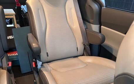 KIA Carnival, 2022 год, 5 500 000 рублей, 14 фотография