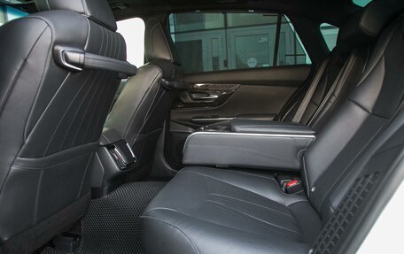 Toyota Crown, 2019 год, 3 249 000 рублей, 11 фотография