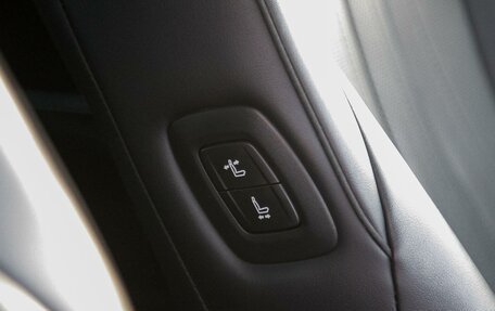 Toyota Crown, 2019 год, 3 249 000 рублей, 26 фотография