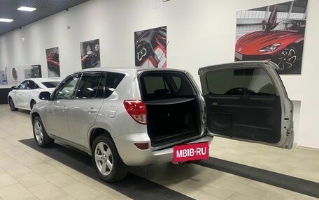 Toyota RAV4, 2006 год, 869 000 рублей, 8 фотография