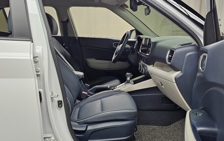 Hyundai Venue I, 2022 год, 1 700 000 рублей, 8 фотография