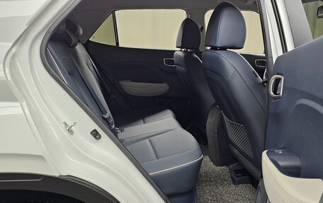 Hyundai Venue I, 2022 год, 1 700 000 рублей, 19 фотография